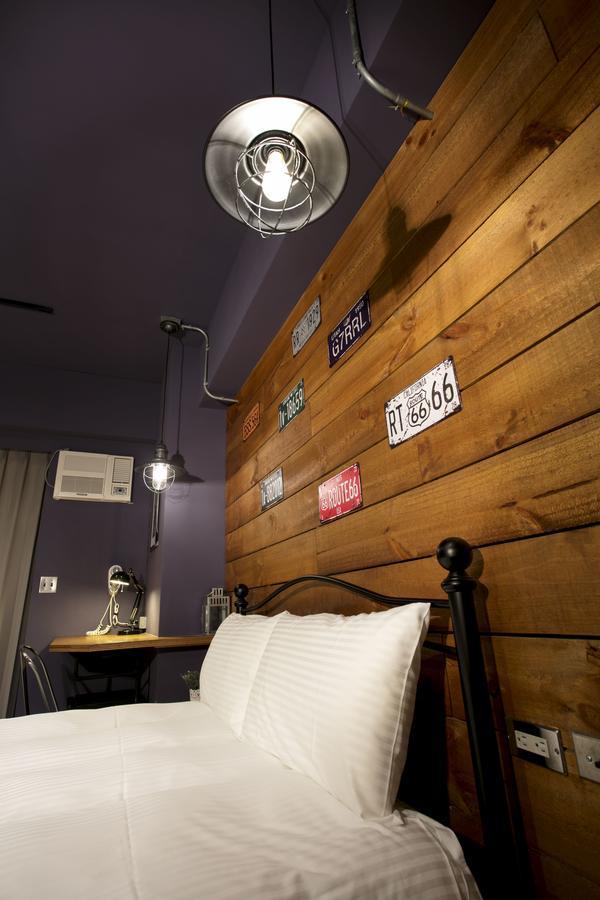 Loft Hostel Fengjia Taichung Exterior foto