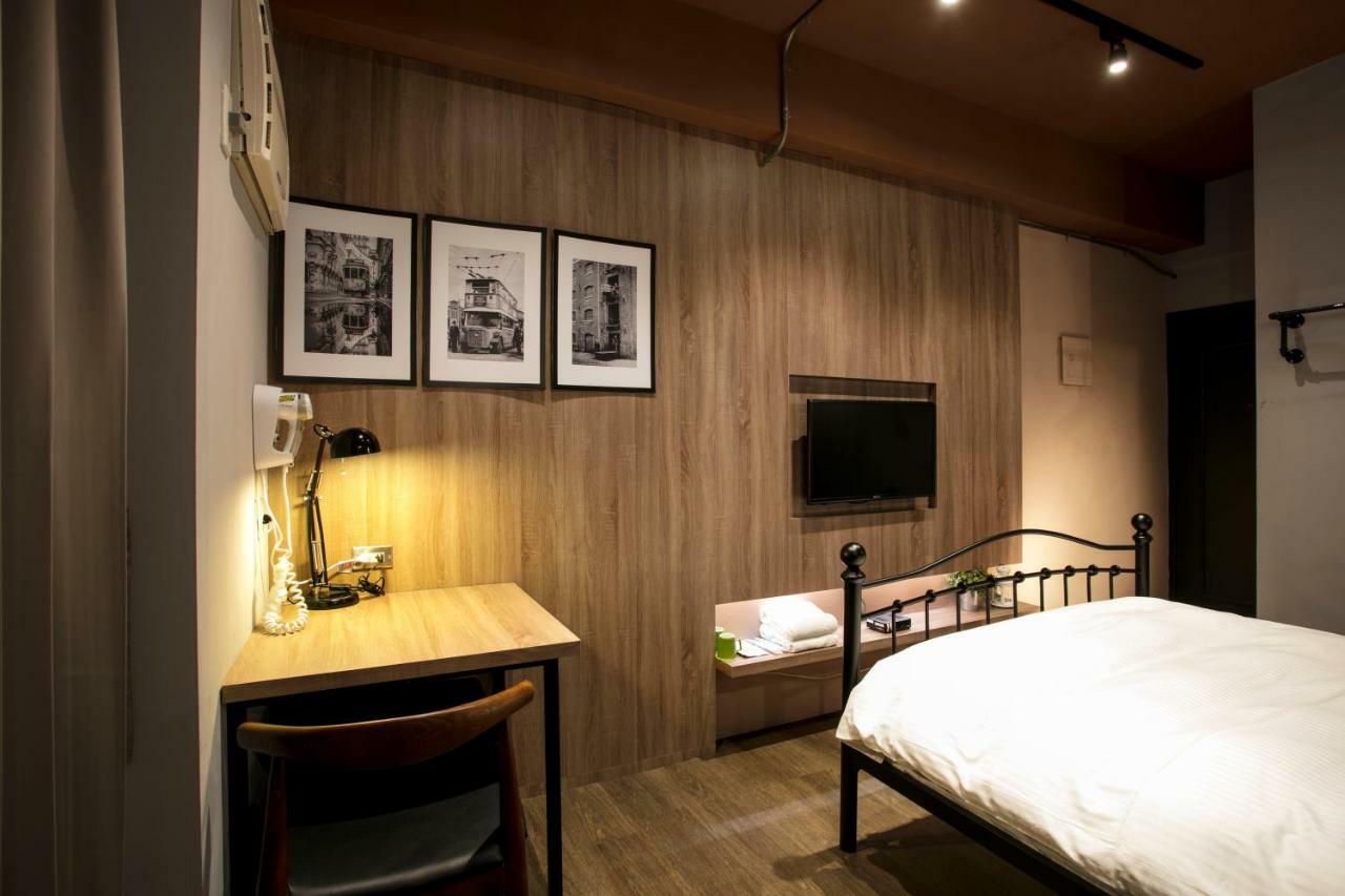 Loft Hostel Fengjia Taichung Exterior foto